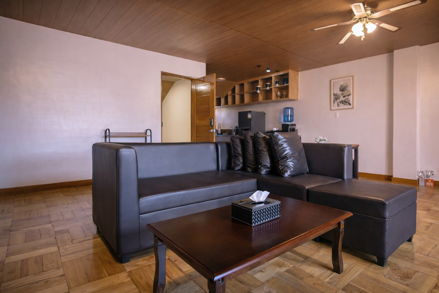 Entertainment & WiFi